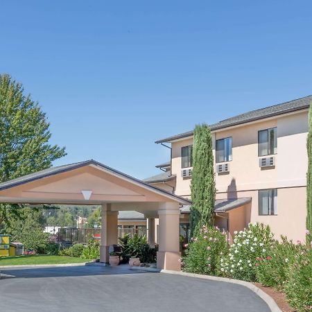 Motel Super 8 By Wyndham Grants Pass Exterior foto