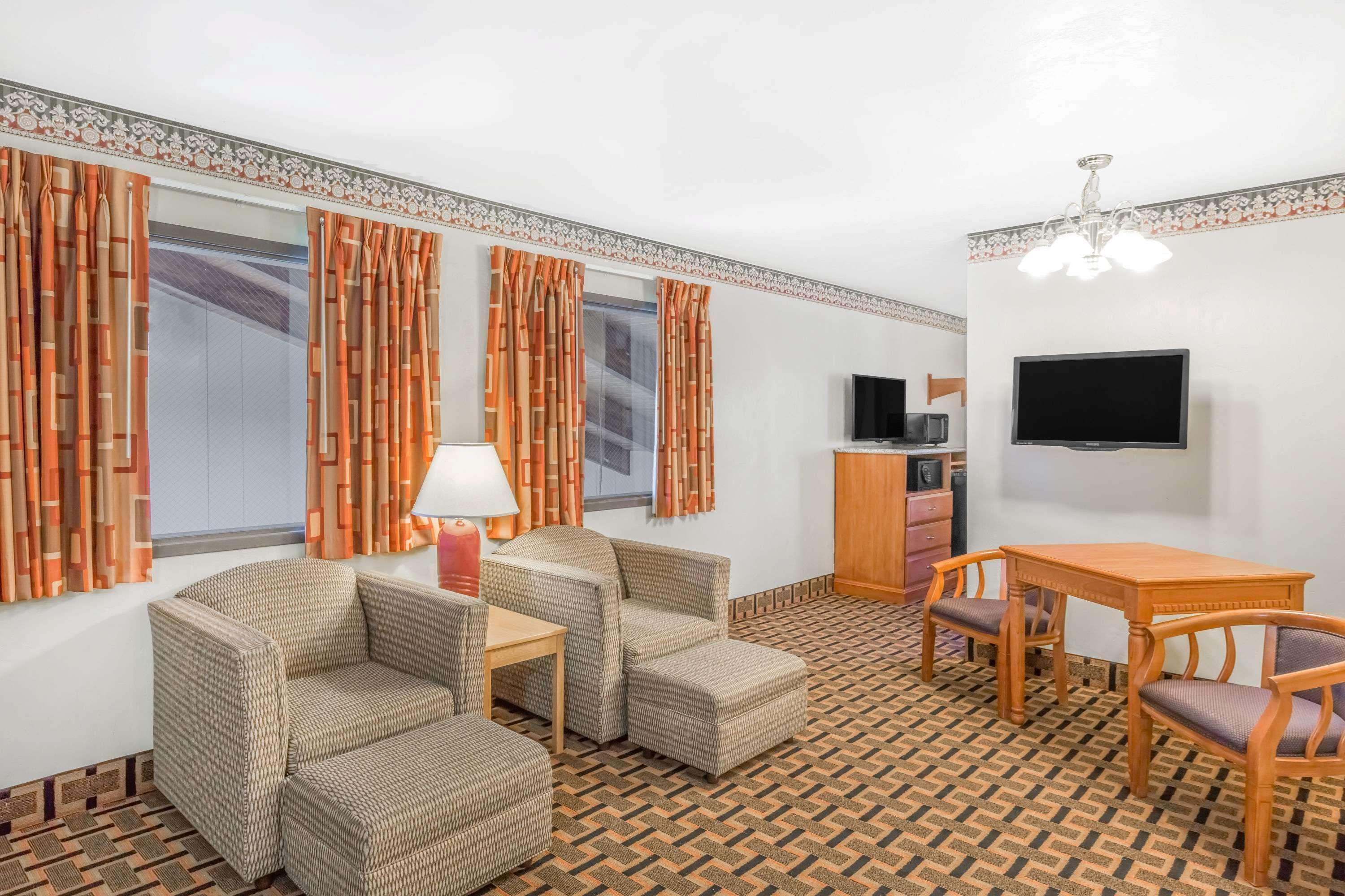 Motel Super 8 By Wyndham Grants Pass Exterior foto